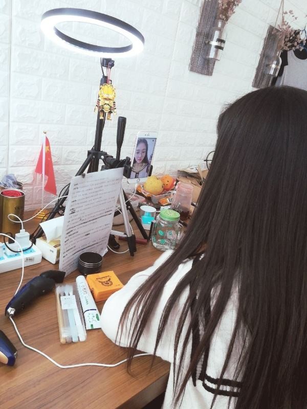 如何销售快手直播电商商品？